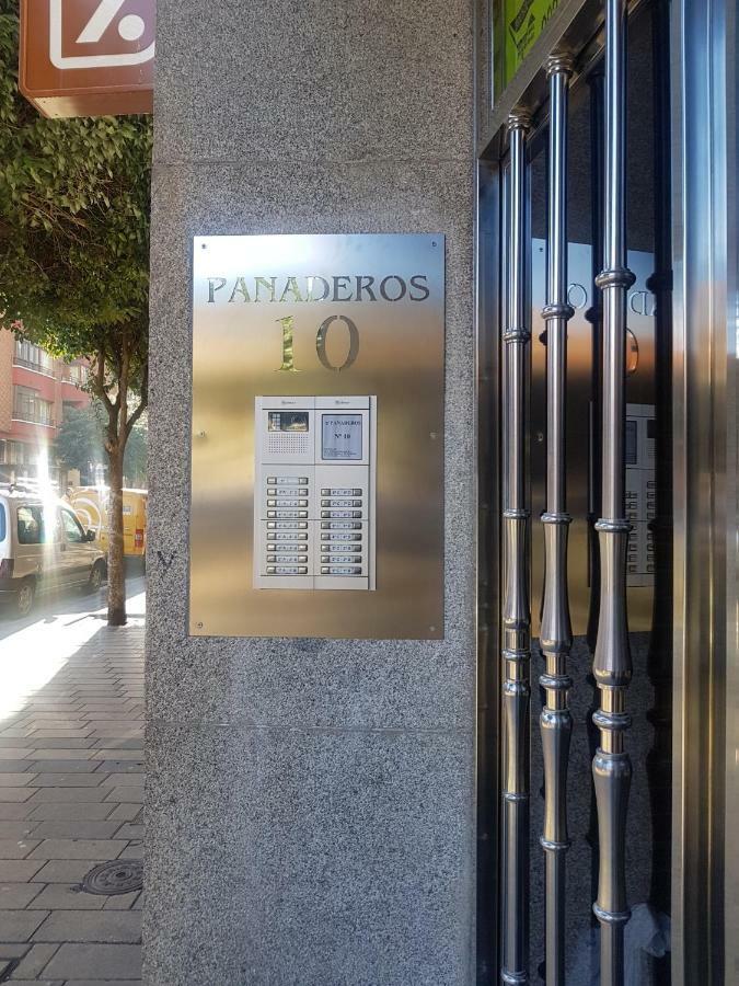 Апартаменты Apartamento Panaderos Вальядолид Экстерьер фото